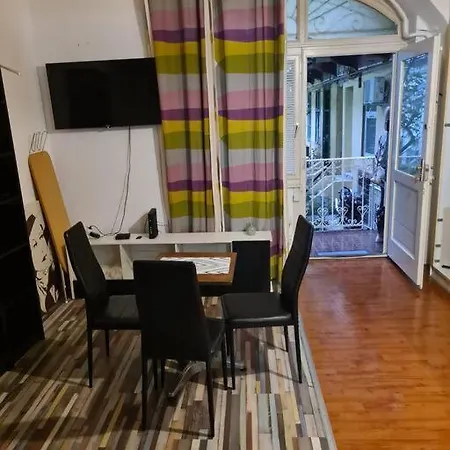 Nyugalom Apartman Apartament Budapesta